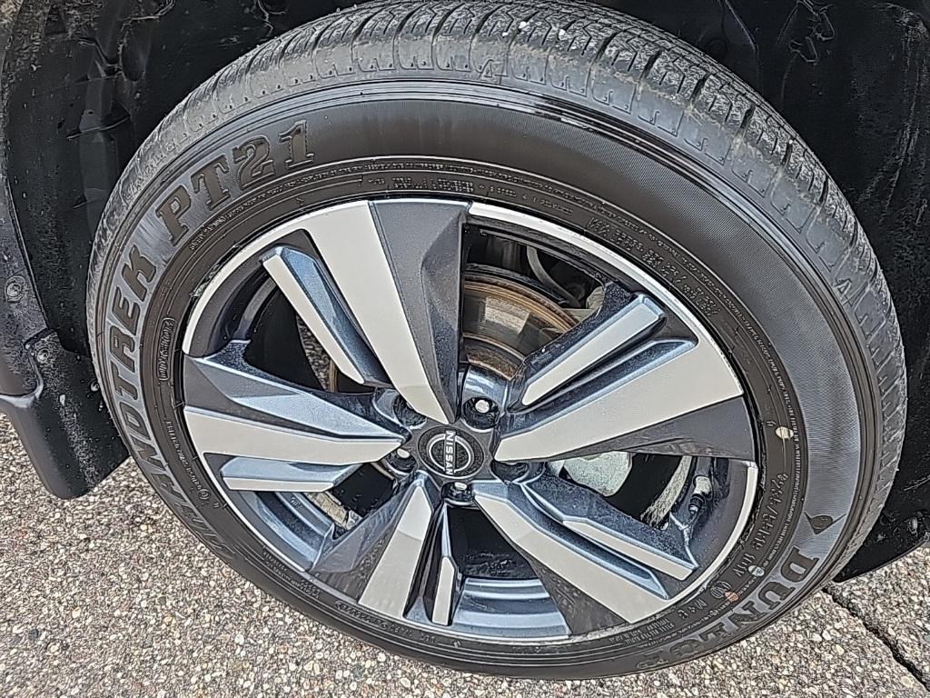 used 2022 Nissan Rogue car, priced at $25,267