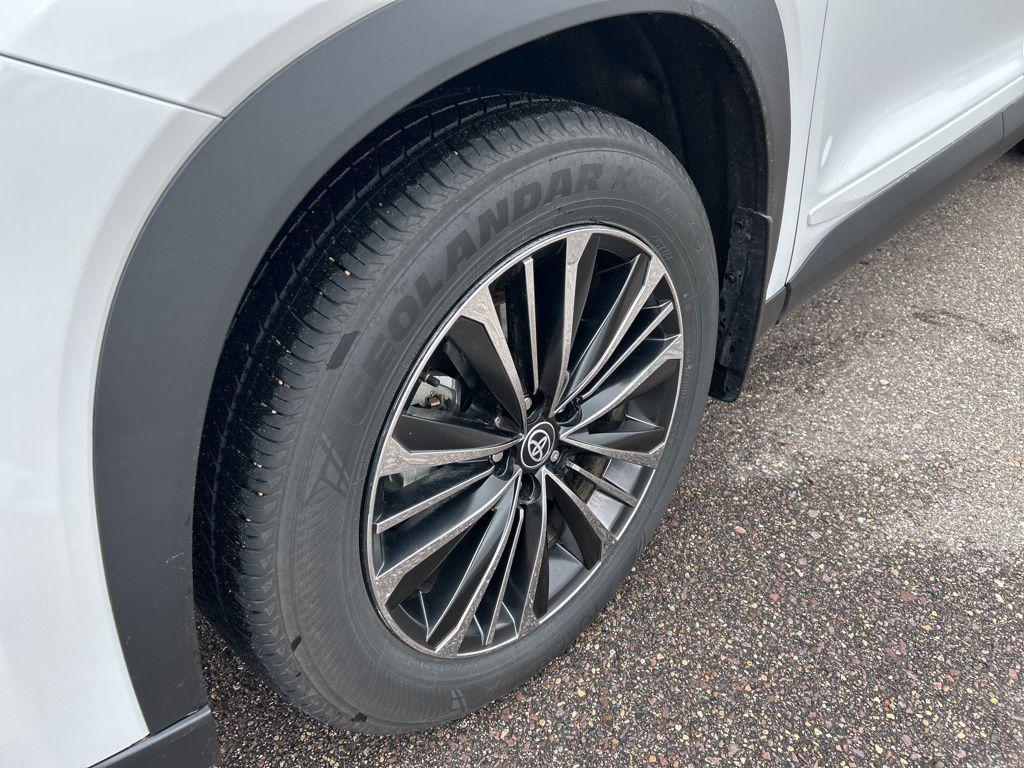 used 2025 Toyota Grand Highlander Hybrid car, priced at $61,039