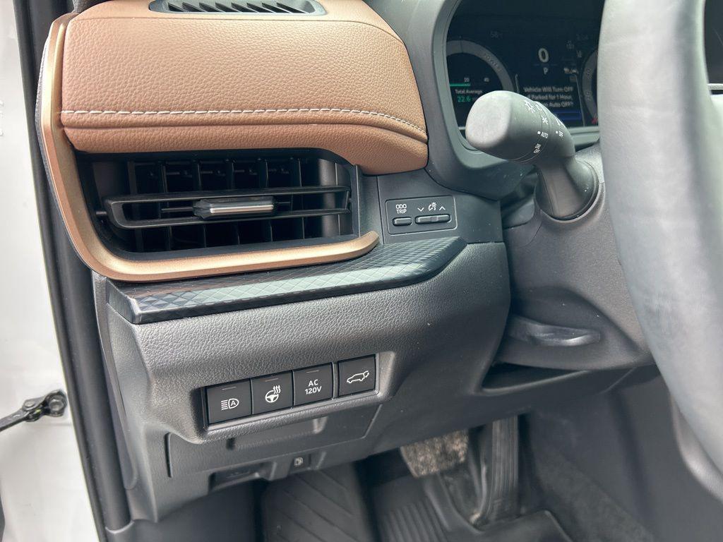 used 2025 Toyota Grand Highlander Hybrid car, priced at $61,039