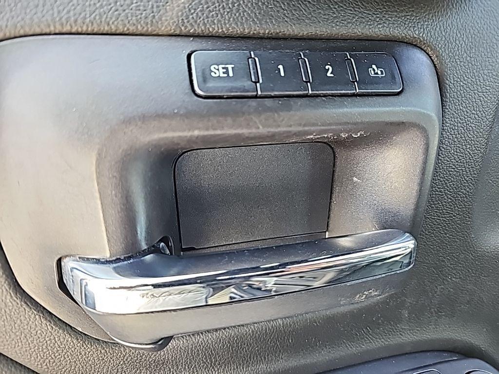 used 2018 Chevrolet Silverado 1500 car, priced at $32,339