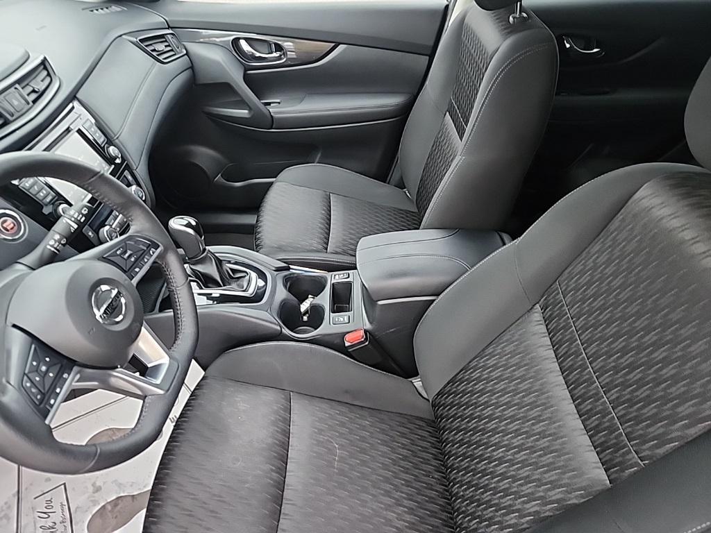 used 2019 Nissan Rogue car, priced at $13,867