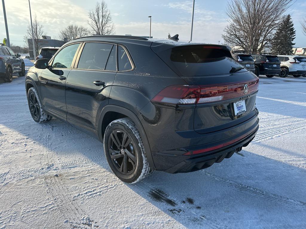 new 2026 Volkswagen Atlas Cross Sport car, priced at $49,105