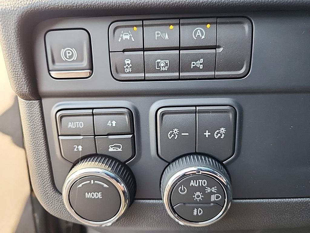 new 2026 Chevrolet Suburban car, priced at $78,895