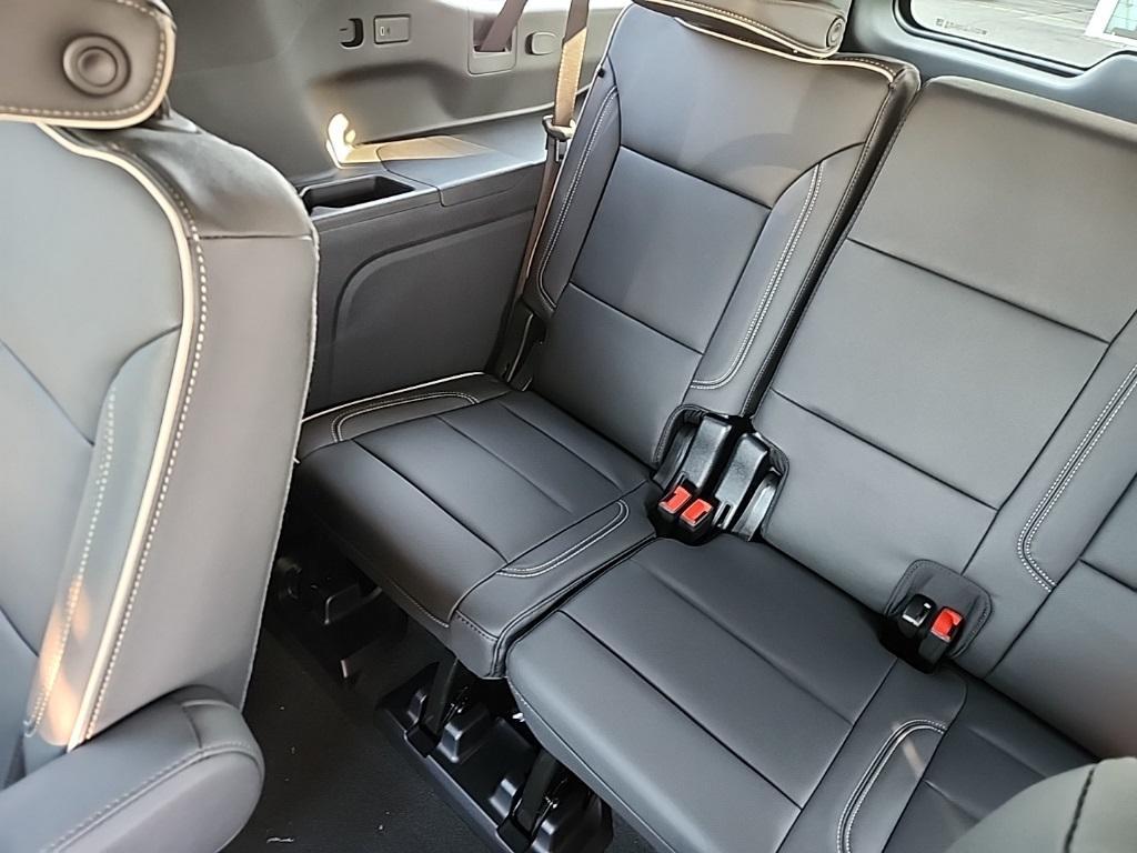 new 2026 Chevrolet Suburban car, priced at $78,895