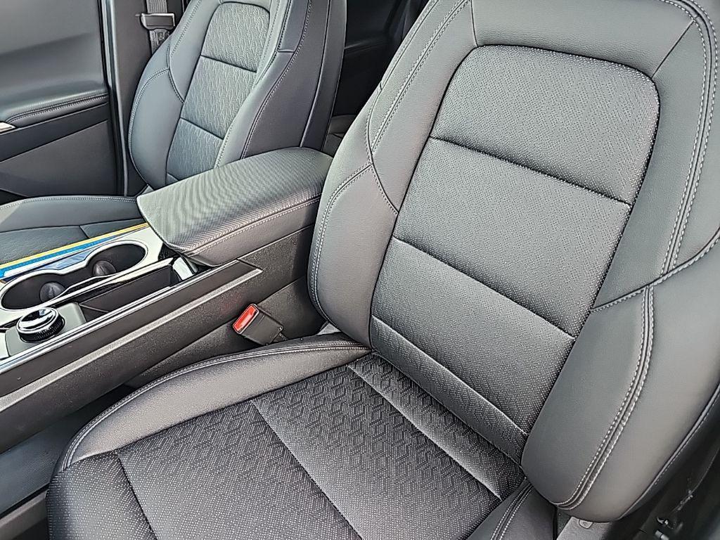 used 2026 Chevrolet Equinox car, priced at $30,178