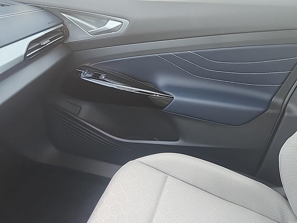 new 2025 Volkswagen ID.4 car, priced at $48,126