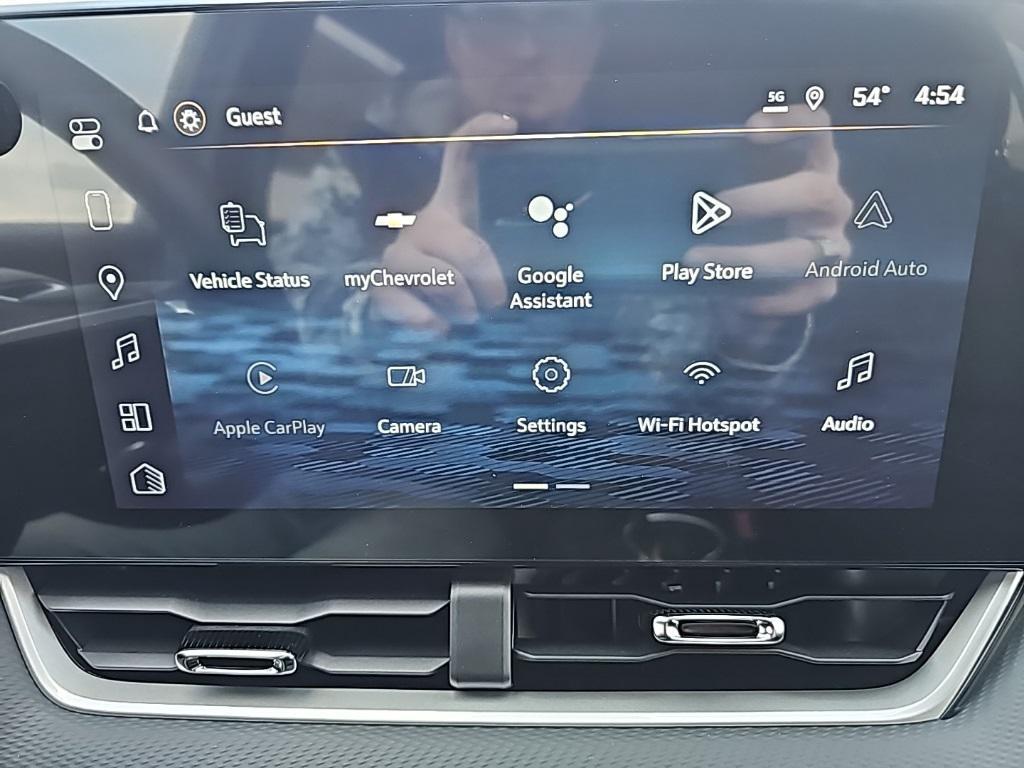 new 2026 Chevrolet Equinox car, priced at $33,160