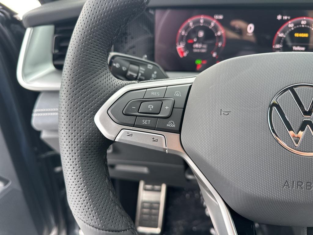 new 2026 Volkswagen Tiguan car, priced at $38,854