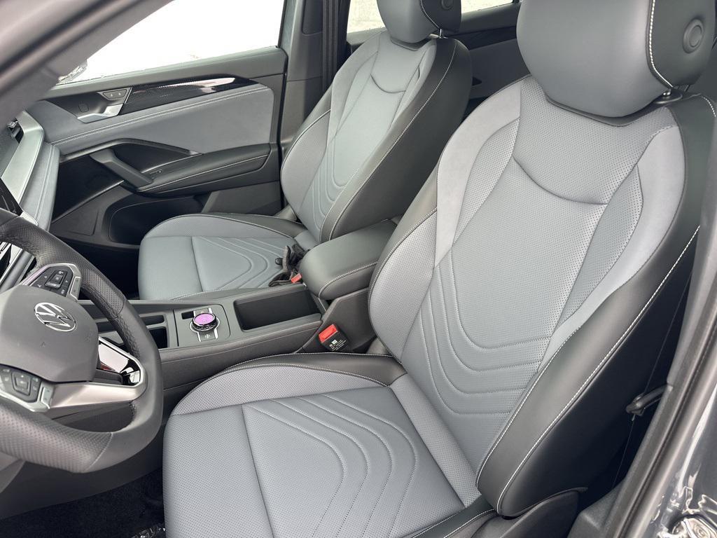 new 2026 Volkswagen Tiguan car, priced at $38,854