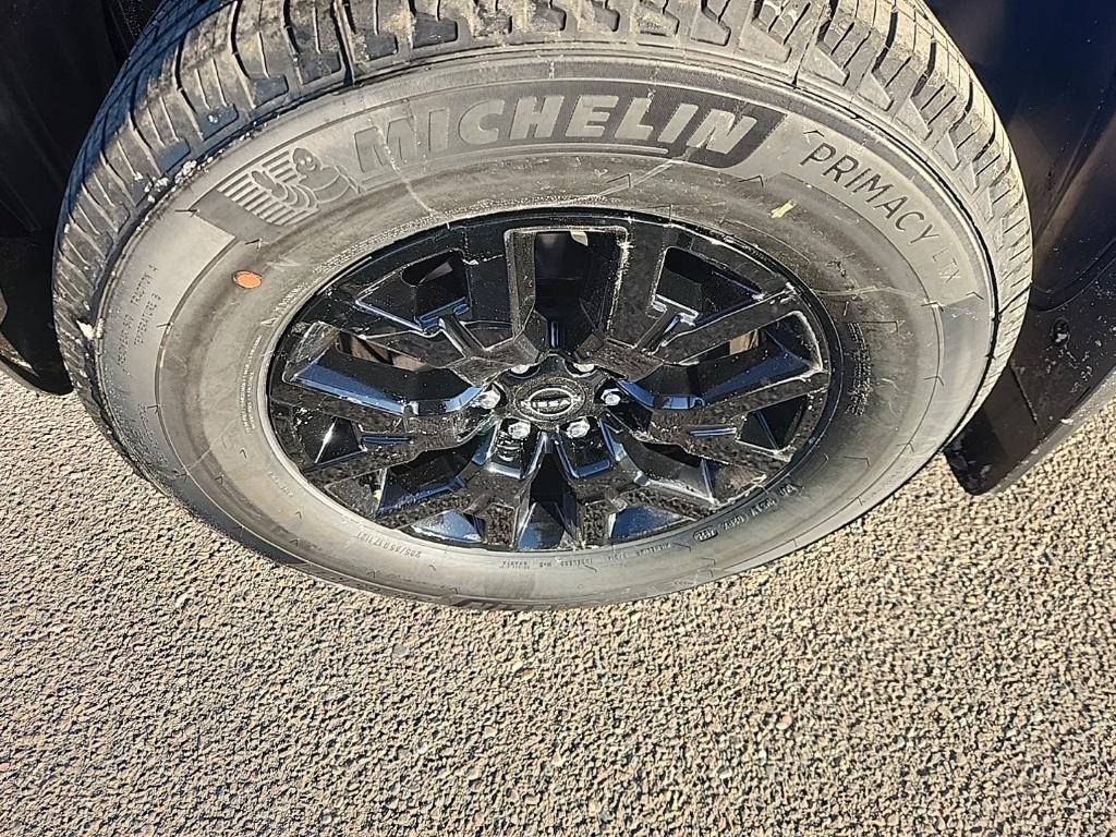 new 2026 Nissan Frontier car, priced at $40,285