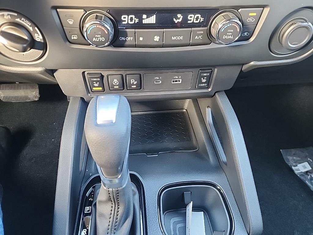 new 2026 Nissan Frontier car, priced at $40,285