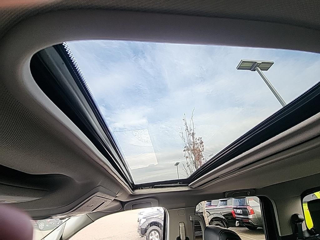 used 2022 Nissan Frontier car, priced at $24,789