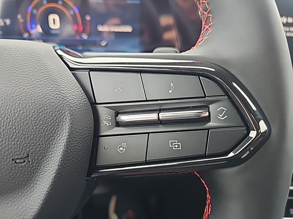 new 2026 Chevrolet Traverse car, priced at $60,895