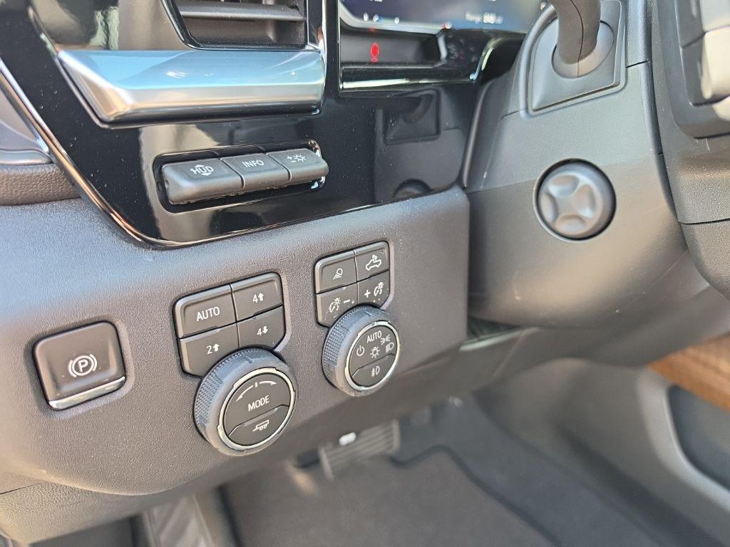 new 2026 Chevrolet Silverado 1500 car, priced at $73,275