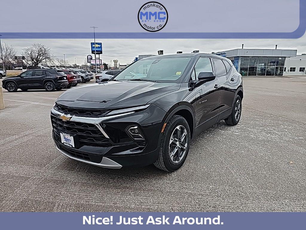 used 2025 Chevrolet Blazer car, priced at $29,119