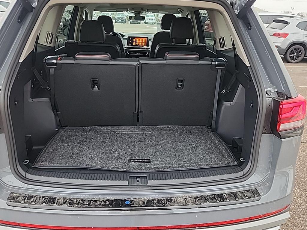 new 2026 Volkswagen Atlas car, priced at $47,862