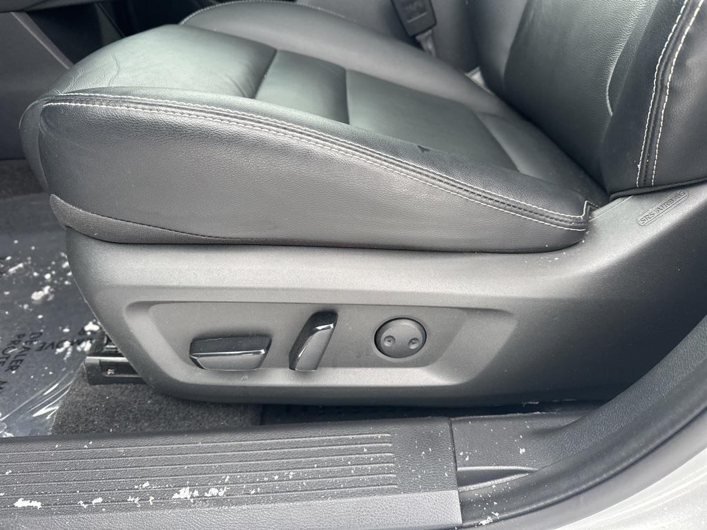 used 2023 Nissan Rogue car, priced at $27,967