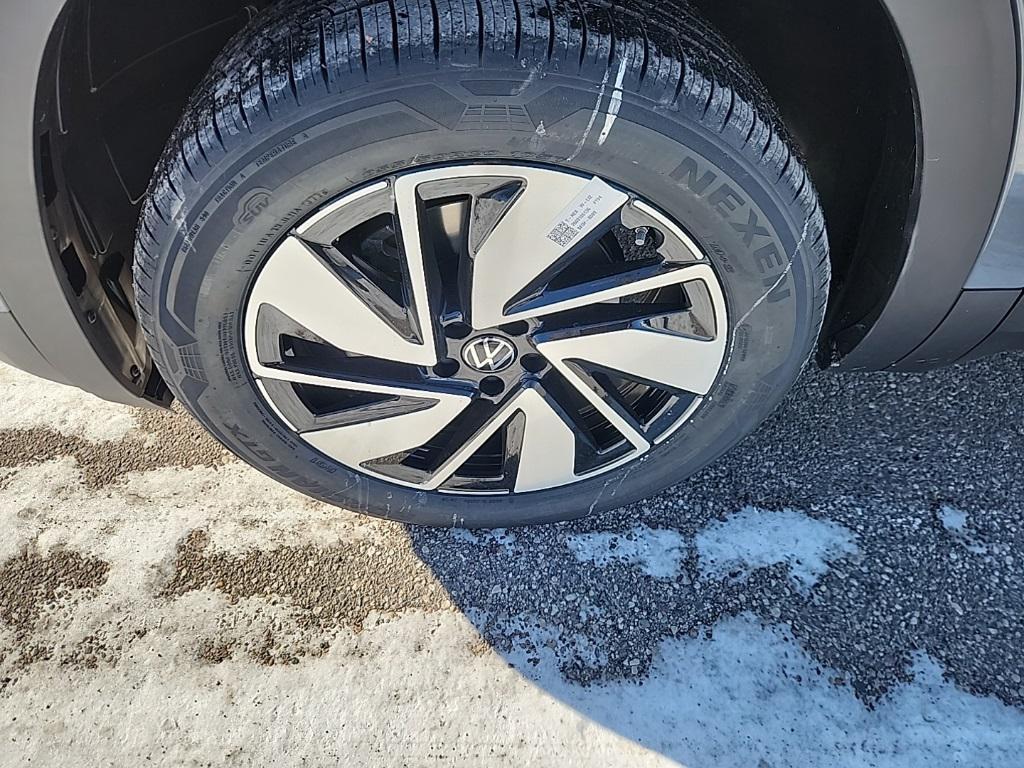 new 2026 Volkswagen Atlas car, priced at $48,317