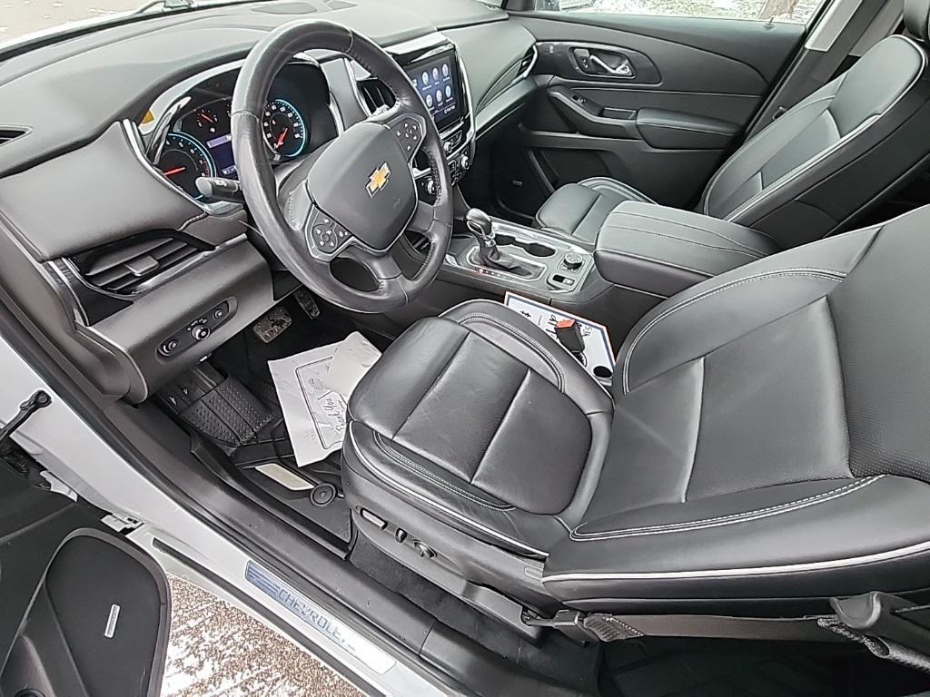 used 2021 Chevrolet Traverse car, priced at $31,867