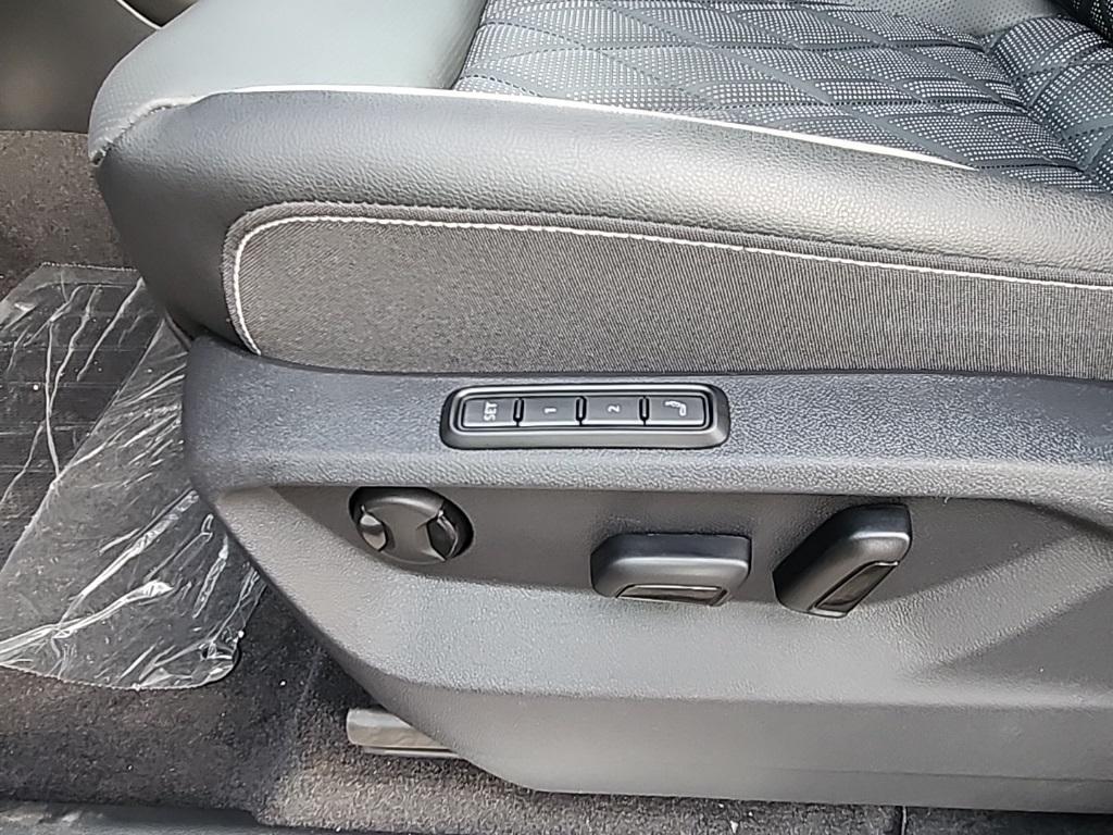 new 2026 Volkswagen Atlas car, priced at $52,779