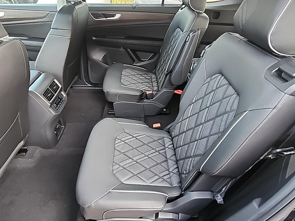 new 2026 Volkswagen Atlas car, priced at $52,779