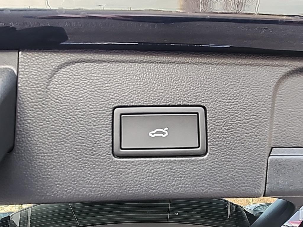 new 2026 Volkswagen Atlas car, priced at $52,779