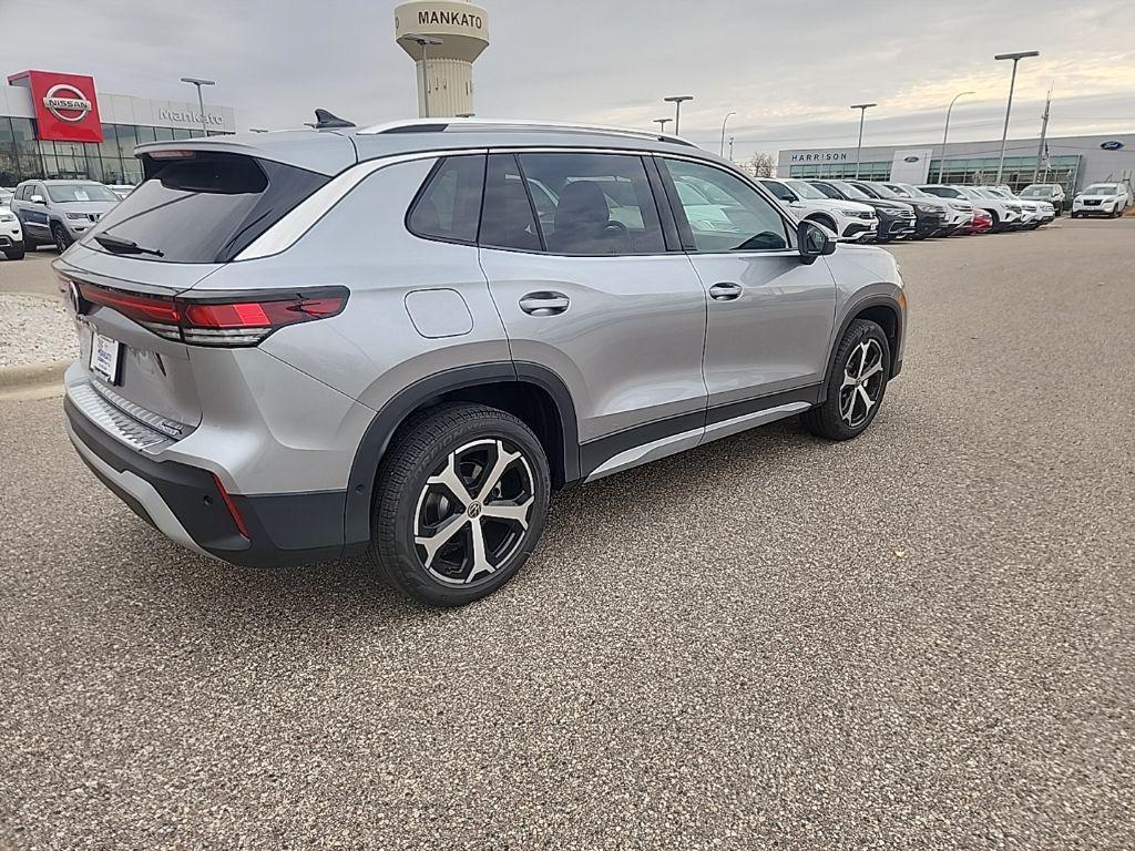 new 2026 Volkswagen Tiguan car, priced at $33,970