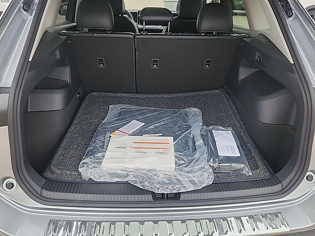 new 2026 Volkswagen Tiguan car, priced at $33,970