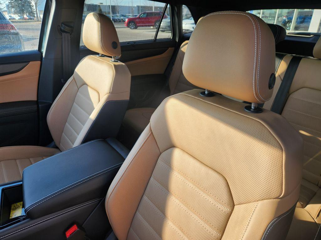 new 2026 Volkswagen Atlas Cross Sport car, priced at $46,375