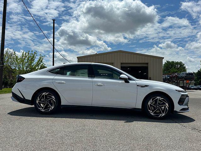 new 2026 Hyundai Sonata car, priced at $33,035