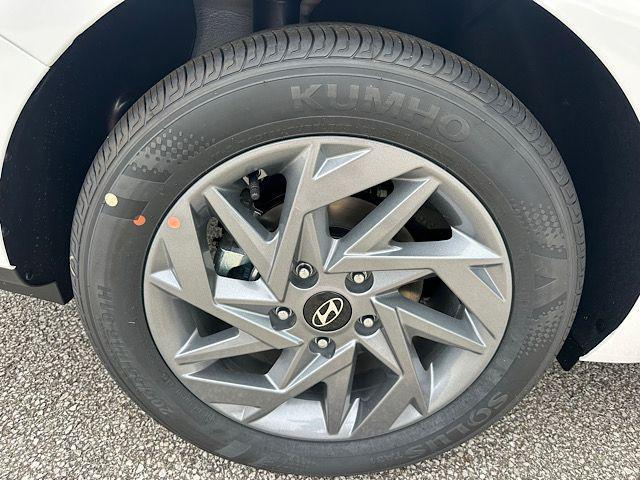 new 2026 Hyundai ELANTRA HEV car, priced at $27,495