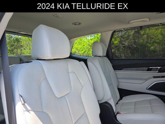 used 2024 Kia Telluride car, priced at $33,897