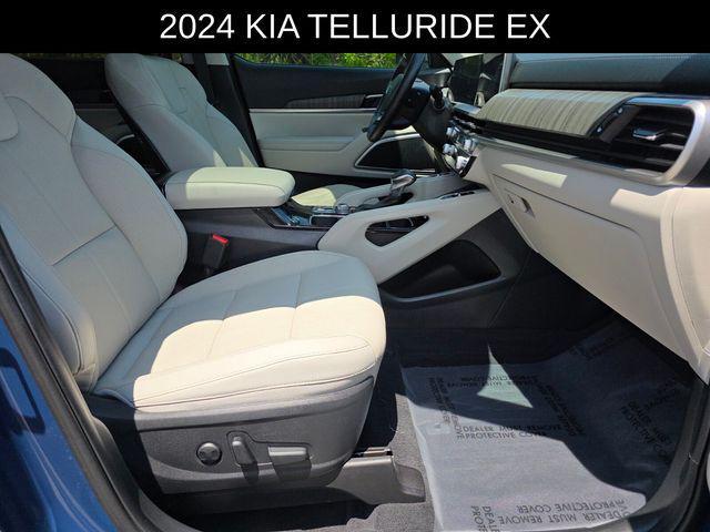 used 2024 Kia Telluride car, priced at $33,897