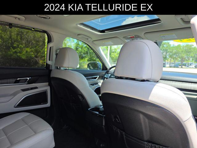 used 2024 Kia Telluride car, priced at $33,897