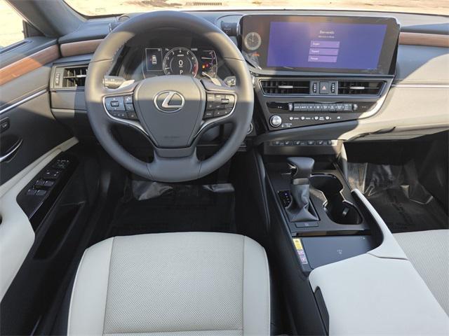 new 2025 Lexus ES 350 car, priced at $49,275