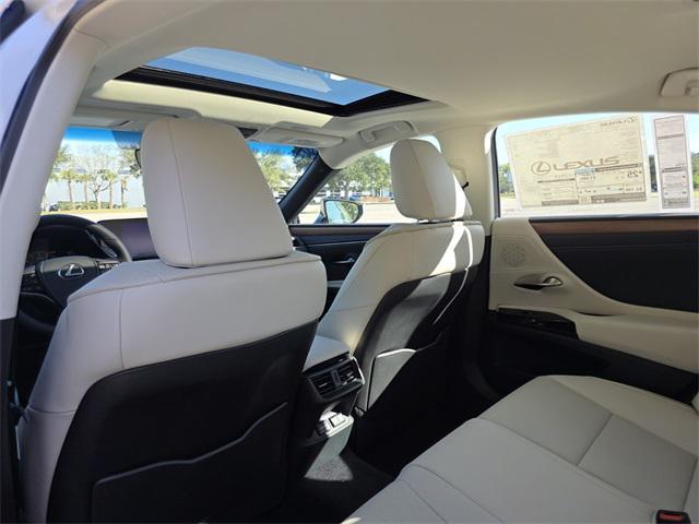 new 2025 Lexus ES 350 car, priced at $49,275