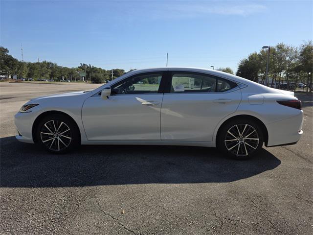 new 2025 Lexus ES 350 car, priced at $49,275
