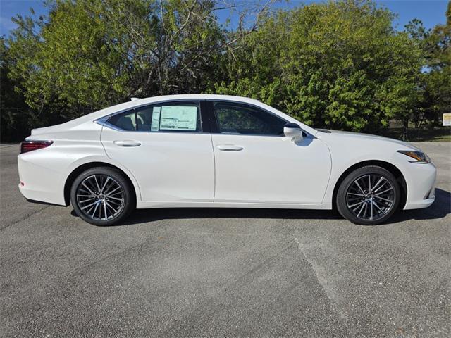 new 2025 Lexus ES 350 car, priced at $49,275