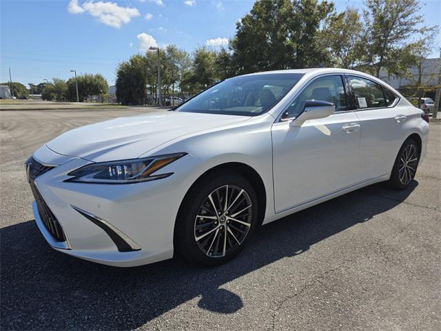 new 2025 Lexus ES 350 car, priced at $49,604