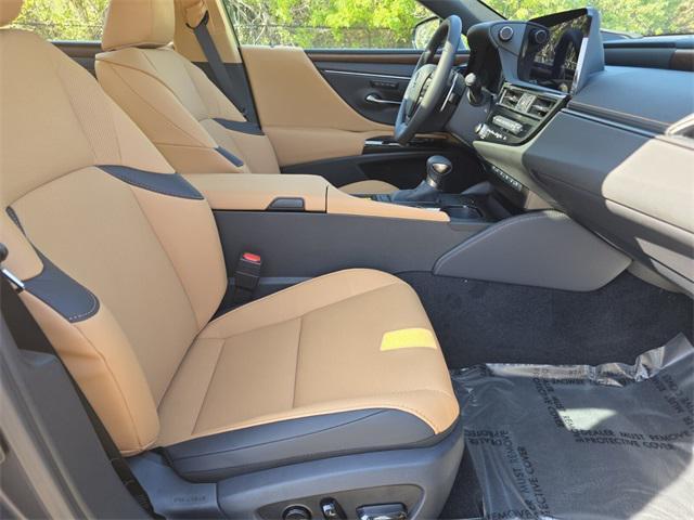 new 2025 Lexus ES 350 car, priced at $49,604