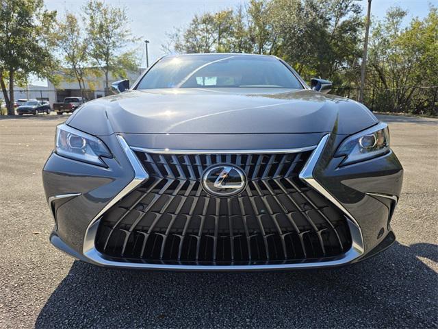 new 2025 Lexus ES 350 car, priced at $49,604