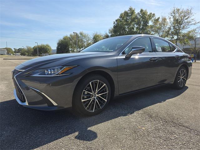 new 2025 Lexus ES 350 car, priced at $49,604