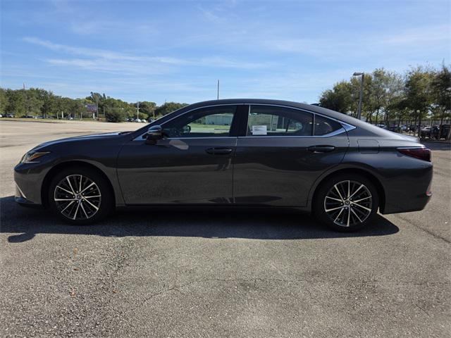 new 2025 Lexus ES 350 car, priced at $49,604