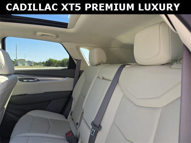 used 2021 Cadillac XT5 car, priced at $25,923