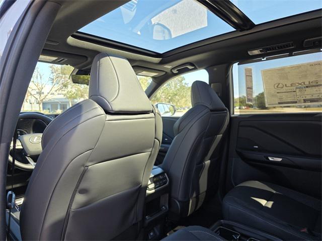 new 2026 Lexus TX 500h car, priced at $80,139