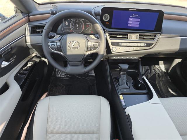 new 2025 Lexus ES 350 car, priced at $48,775