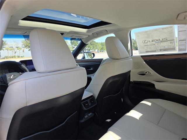 new 2025 Lexus ES 350 car, priced at $48,775