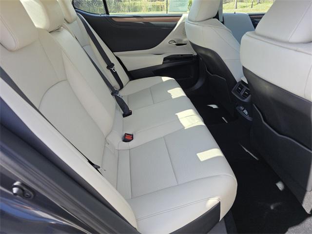 new 2025 Lexus ES 350 car, priced at $49,604