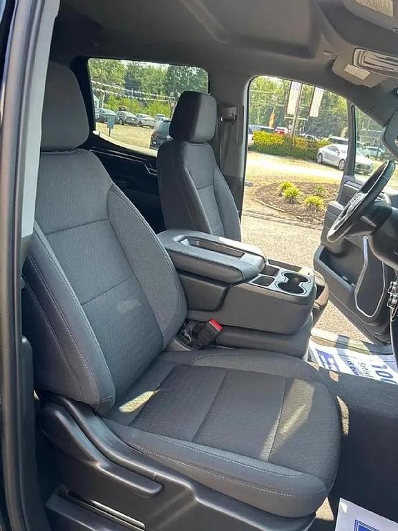 used 2023 GMC Sierra 1500 car, priced at $36,995