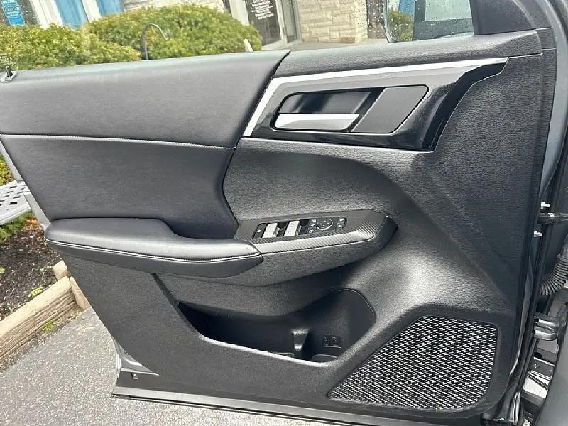 used 2024 Mitsubishi Outlander car, priced at $21,995